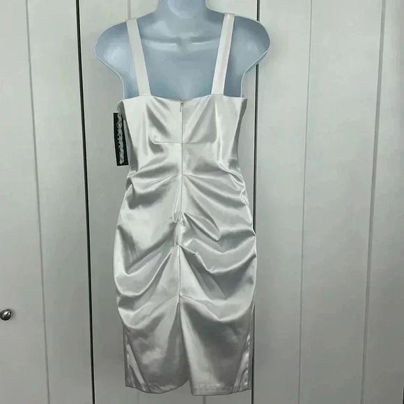 NWT Onyx Nite David’s Bridal Little Shiny White Dress - Picture 2 of 9